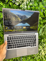 Load image into Gallery viewer, Dell latitude 7400 core i5/8th/8gb/256SSD