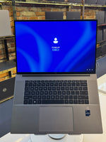 Load image into Gallery viewer, Hp Zbook firefly 15G8 core i7/11th/16gb/512SSD