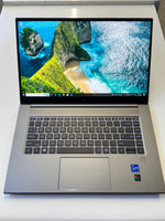Load image into Gallery viewer, Hp Zbook studio G8 Core i7/11th/16gb/512SSD