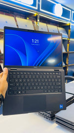 Load image into Gallery viewer, Dell latitude 7420 core i5/11th/16gb/256SSD
