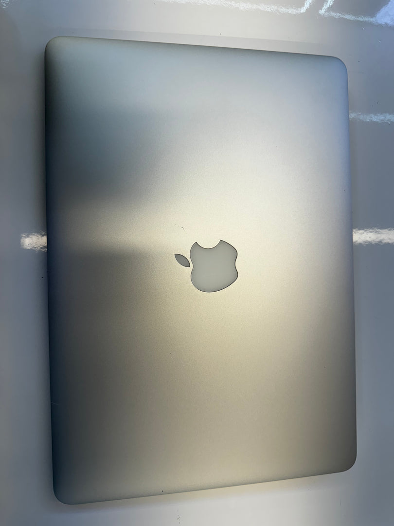 Macbook Air 1466 Core i5/8gb/256SSD