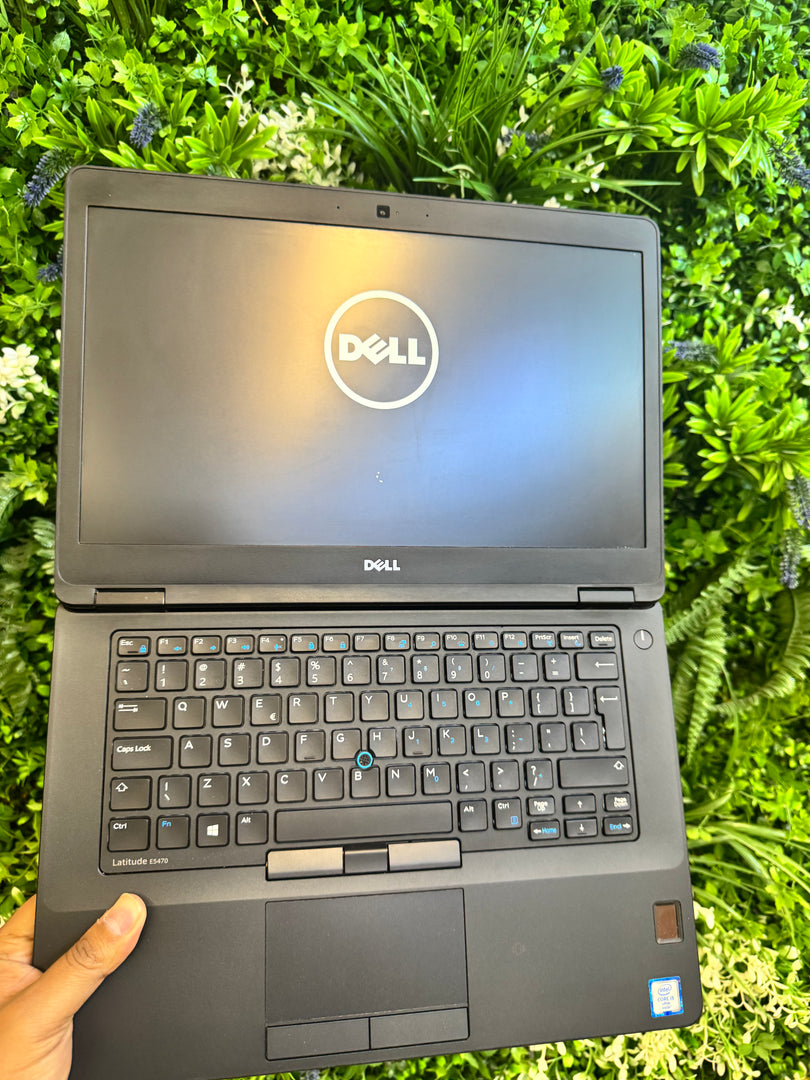 Dell latitude 5470 Core i5/6th/8gb/256SSD