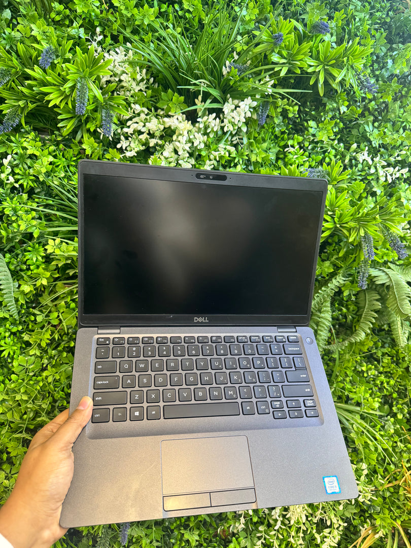 Dell latitude 5400 Core i5/8th/8gb/256SSD