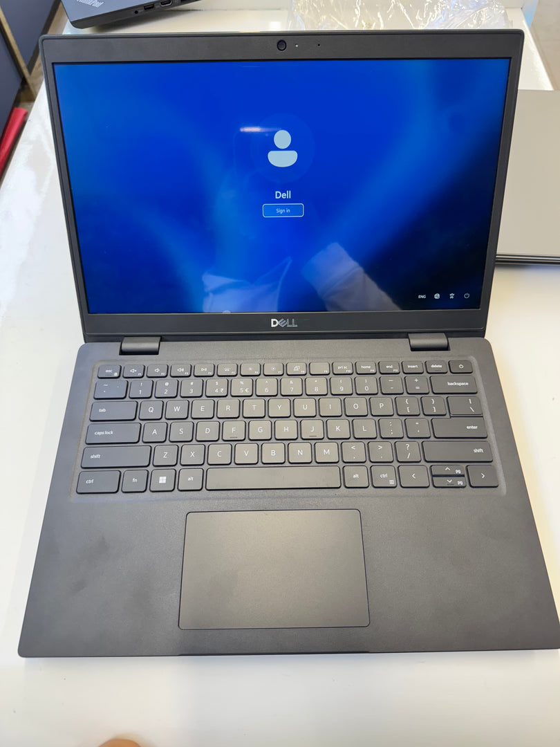 Dell Latitude – 11th Gen Intel Core i5, 16GB RAM, 256GB SSD (Model 3420)