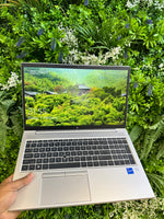 Load image into Gallery viewer, Hp elitebook 850 G8 core i5/11th/16gb/256SSD
