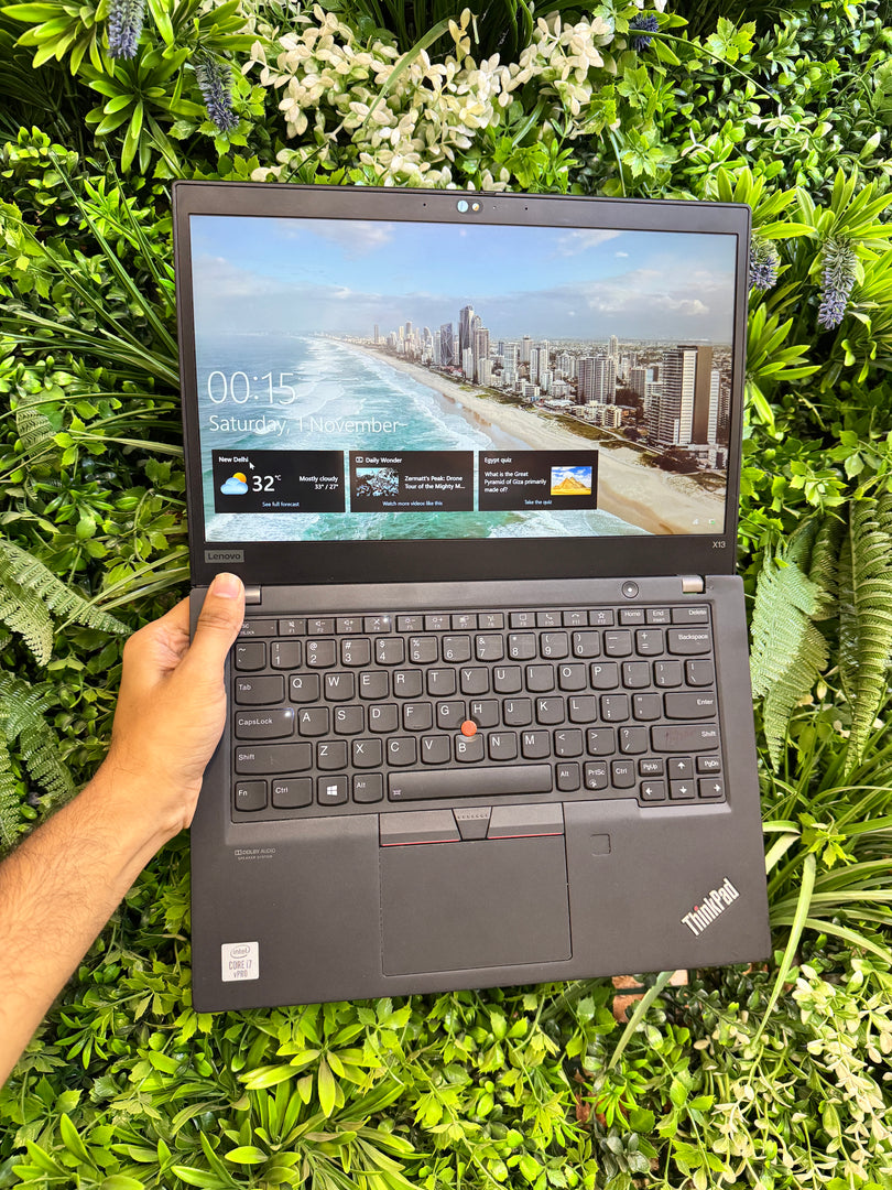 Lenovo Thinkpad X13 Core i7/10th/16gb RAM/256SSD