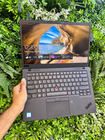 Load image into Gallery viewer, Lenovo Thinkpad x1 carbon Core i7/8th/16gb/256SSD
