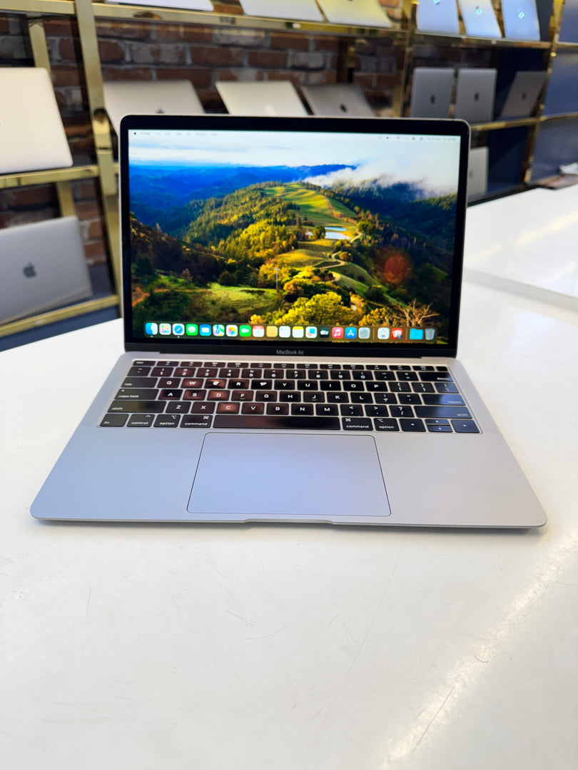 Apple MacBook Air – Intel i5, 8GB RAM, 256GB SSD (Model 1932)