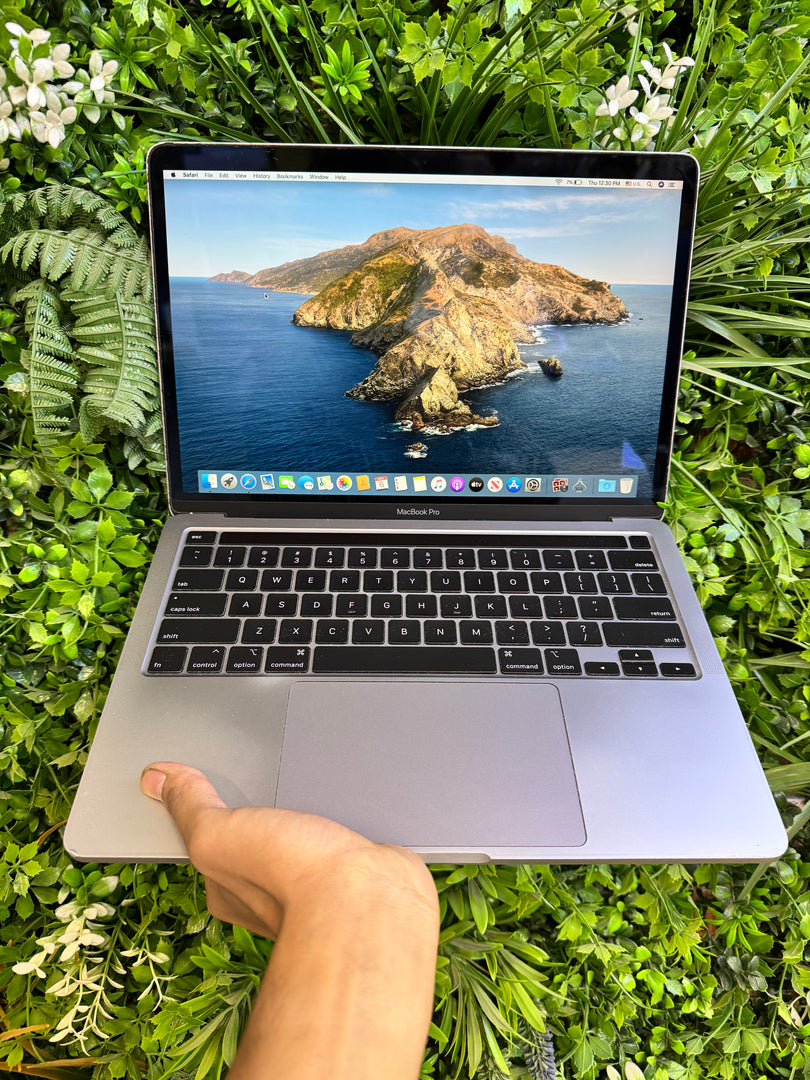 Apple MacBook Pro – Intel i5, 16GB RAM, 256GB SSD (Model 2289)