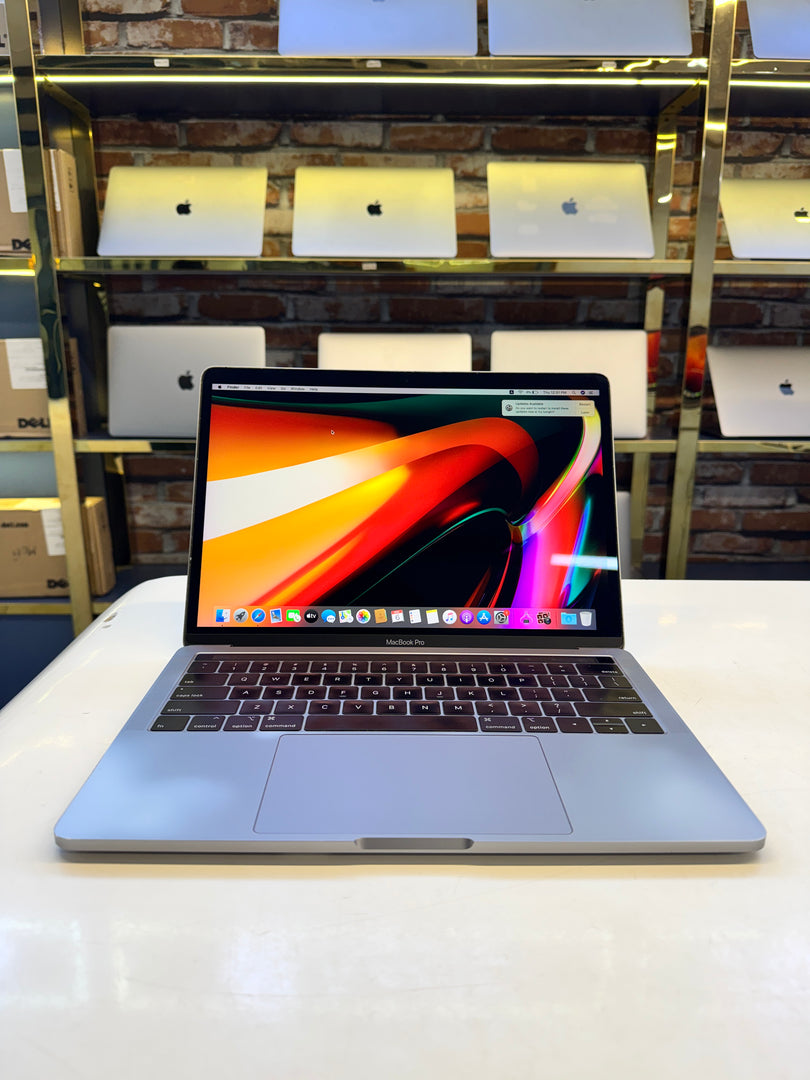 Apple MacBook Pro – Intel i5, 8GB RAM, 256 SSD (Model 2159)