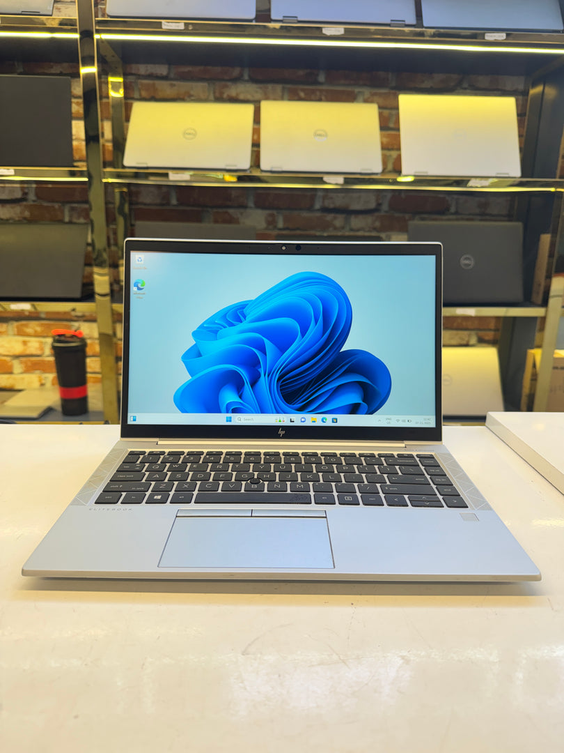 Hp Elitebook 840G8 core i7/11th/16gb/256SSD