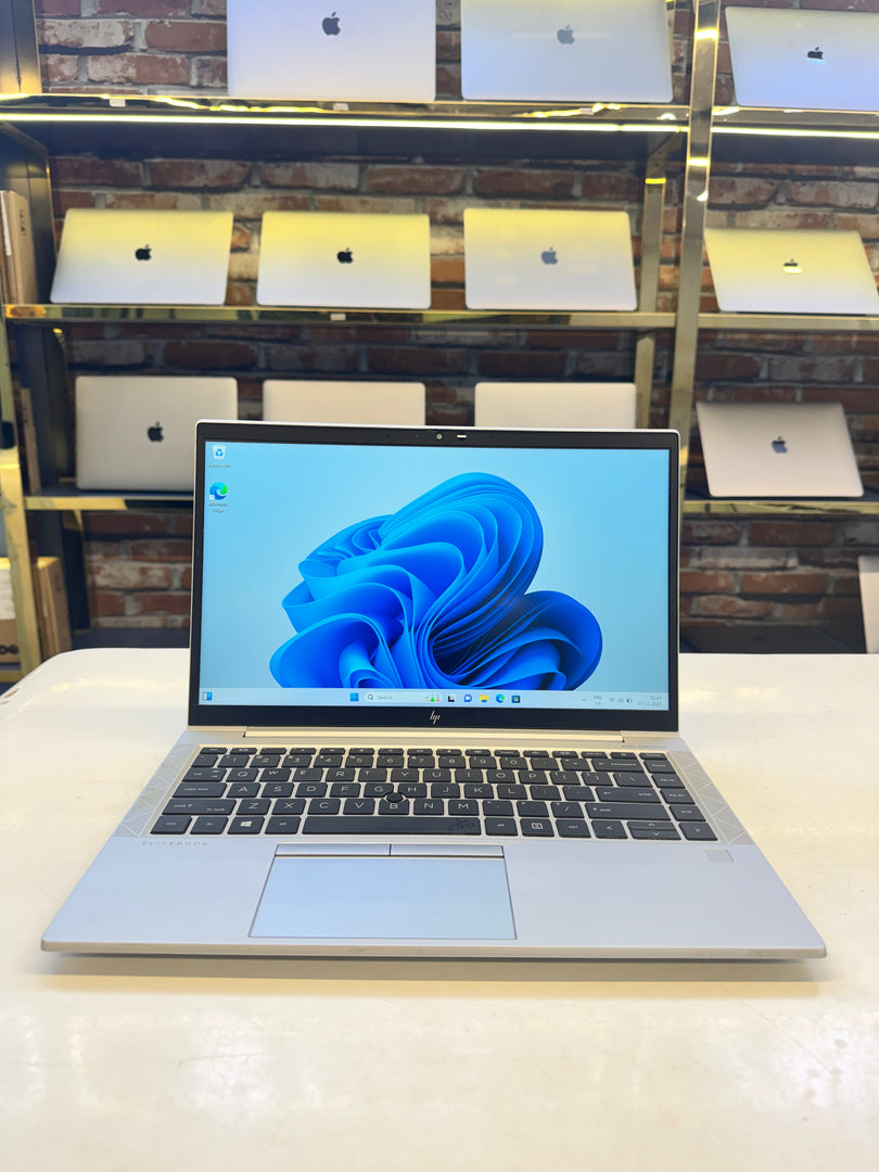 Hp elitebook 840G8 core i5/11th/16gb/256SSD