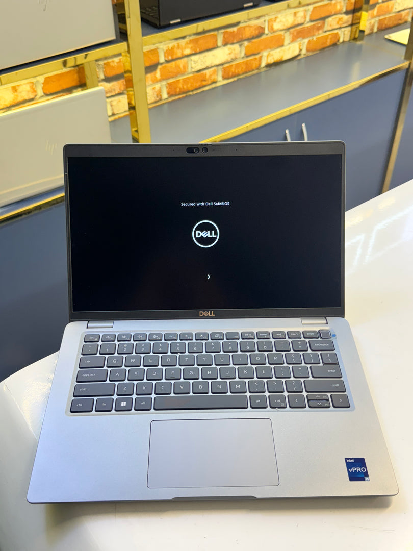 Dell Latitude – 11th Gen Intel Core i5, 16GB RAM, 256GB SSD (Model 5420)