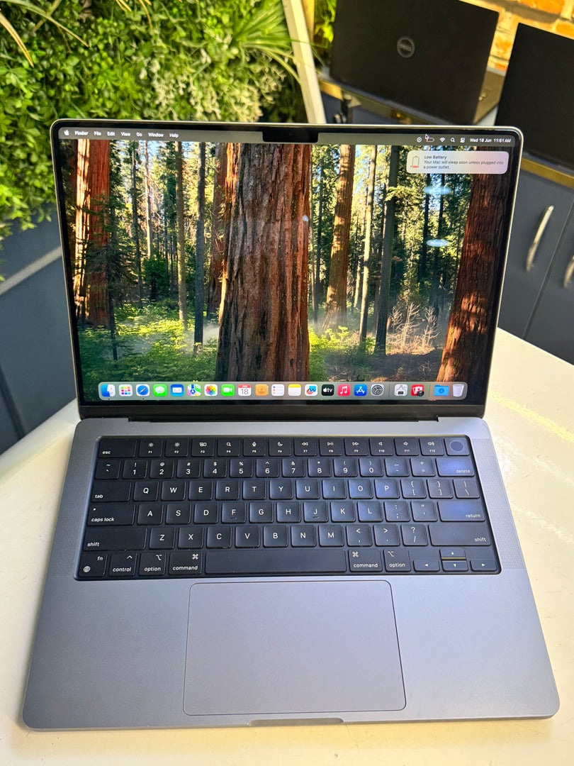 Macbook Pro 2442 M1/16gb /512GBSSD 14 INCHES