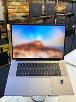 Load image into Gallery viewer, Hp Zbook firefly 15G8 core i7/11th/16gb/512SSD
