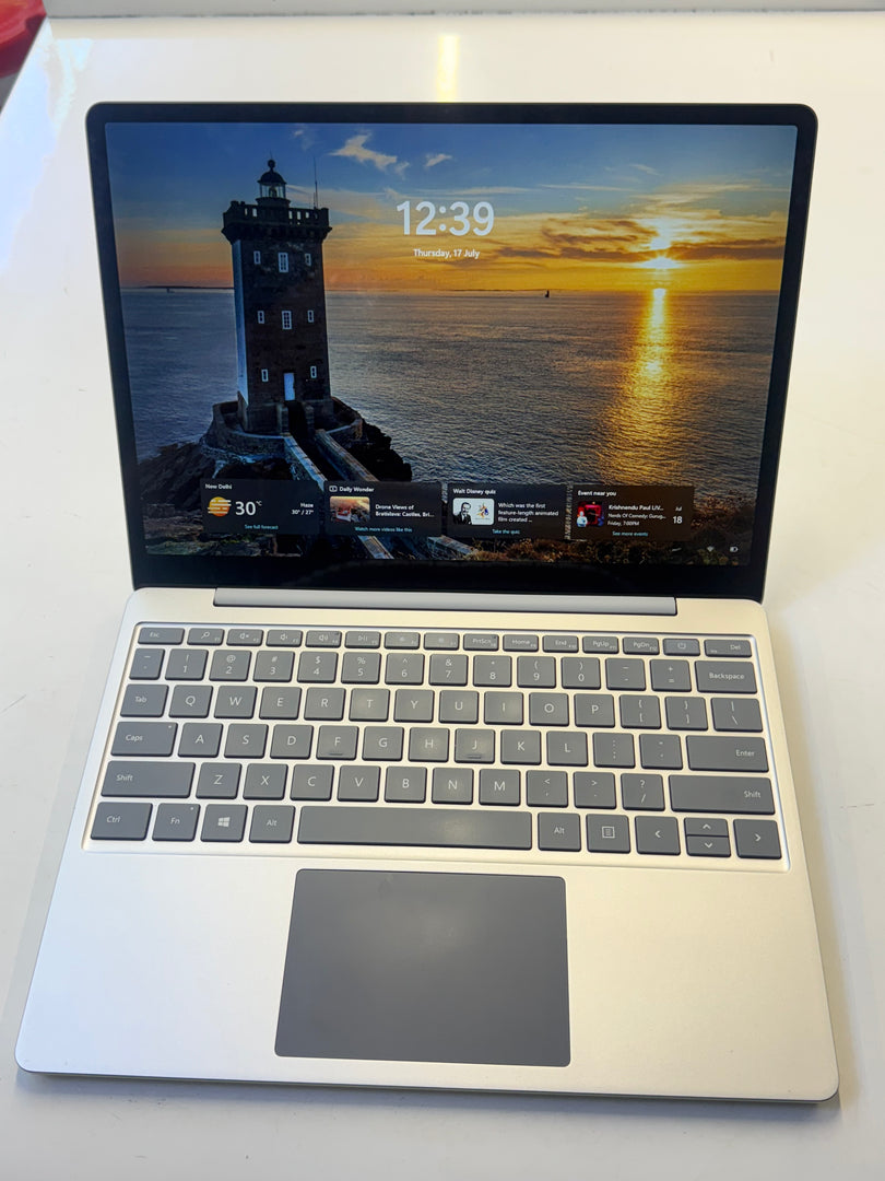 Microsoft Surface GO Core i5/11th/16gb/256SSD