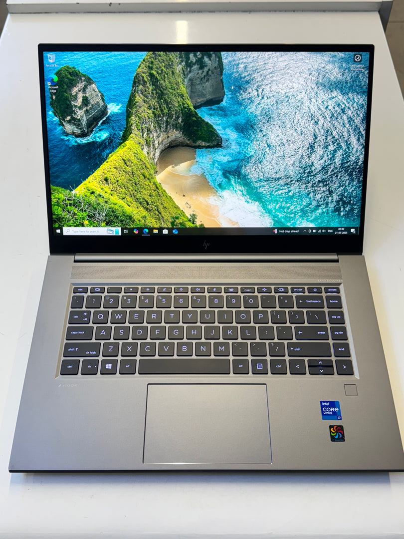Hp Zbook studio G8 Core i7/11th/16gb/512SSD